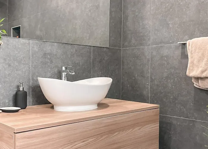 Rustikal With Garden And Free Parking * Ljubljana